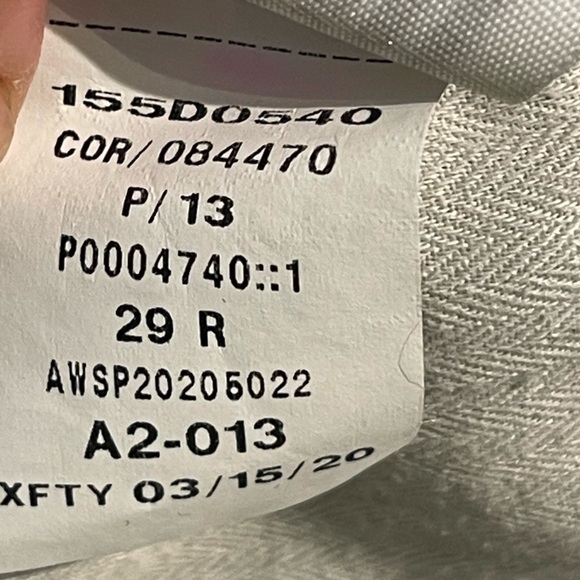 Abercrombie & Fitch High Rise Mom Blue Jeans Distressed sz 29 /8R - Picture 5 of 6